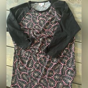 Lularoe Randy baseball tee size M